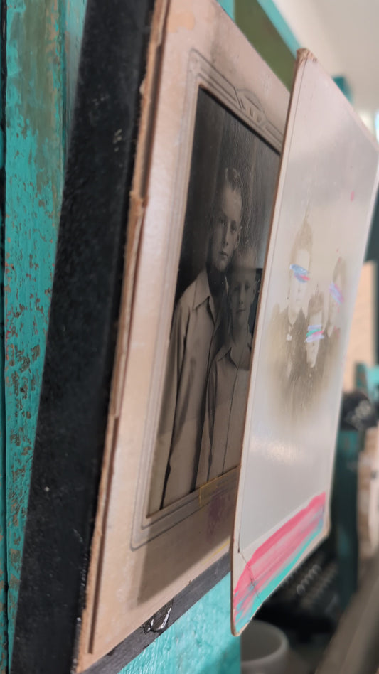 Three Sisters - and a Robot