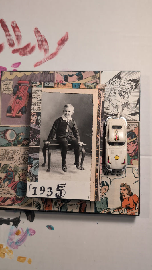 Vintage comics and car